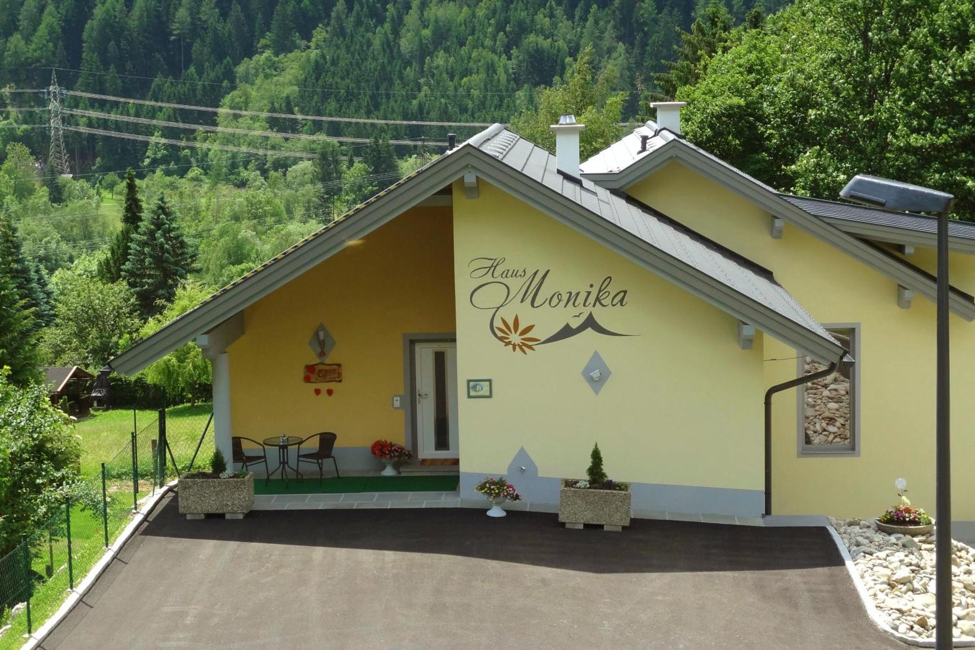 Appartementhaus Monika Flattach Exterior foto